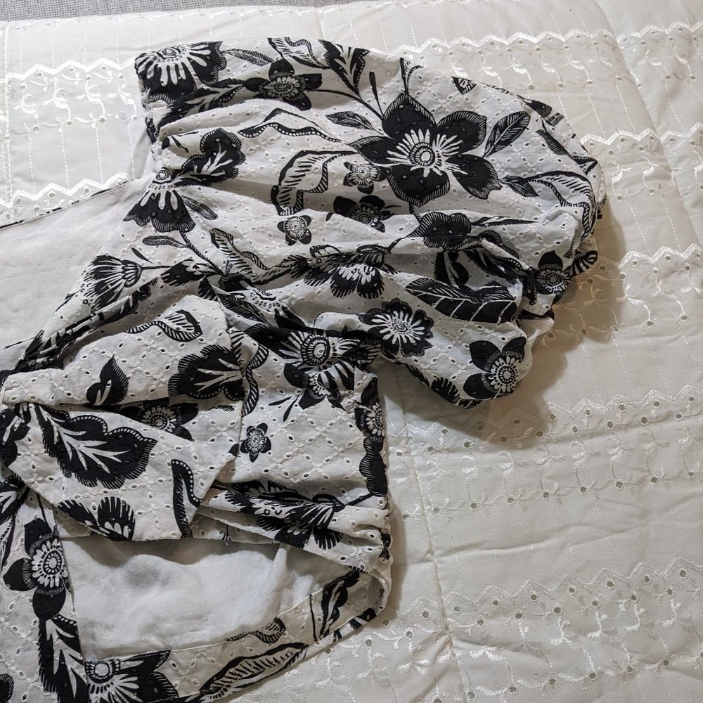 Anthropologie Maeve Black White Floral Eyelet One Shoulder Bow Back Blouse - 20W - Picture 8 of 14